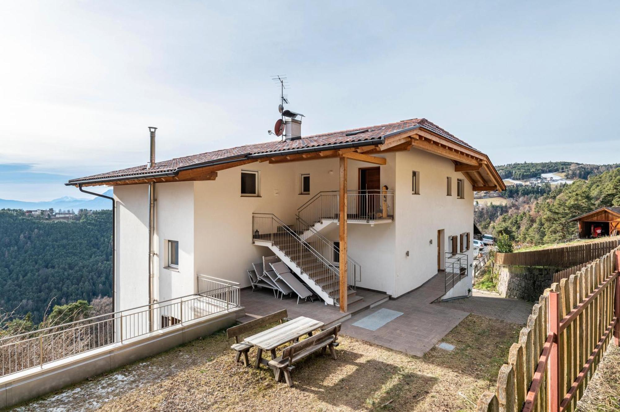 Reiterhof Apt Gaia San Genesio Atesino Dış mekan fotoğraf